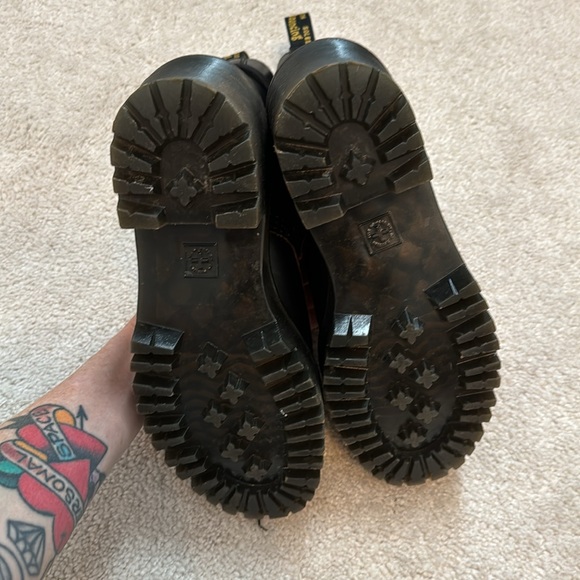 Dr. Martin Leona black platform boots size 7 - Picture 7 of 12